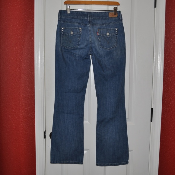 LEVI'S 526 Mid-Rise Slender Boot Cut Jeans [B4] - Picture 2 of 7